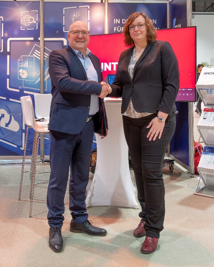 interface partnerschaft handshake
