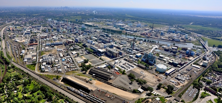 Header Infraserv Referenz SVA 2026