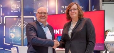 interface partnerschaft handshake